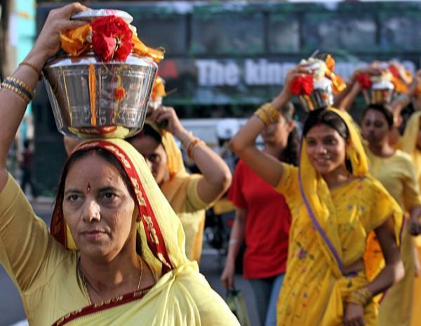 シンガポールで目撃！ヒンズー教の奇祭「タイプーサム」