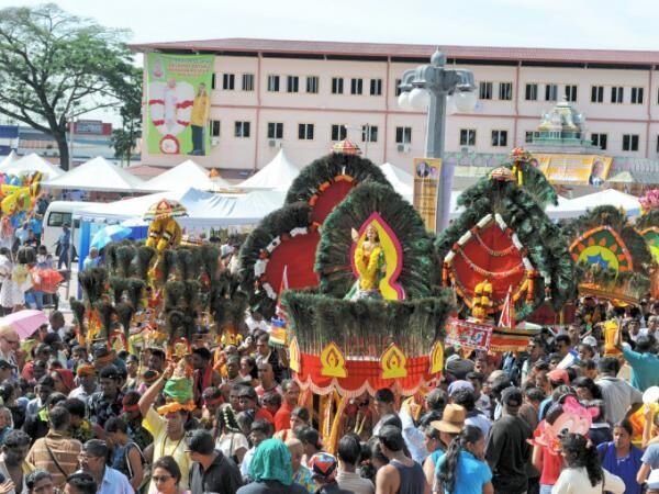 シンガポールで目撃！ヒンズー教の奇祭「タイプーサム」