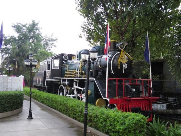 バンコク中央駅（ファランポーン駅）に残る日本の足跡