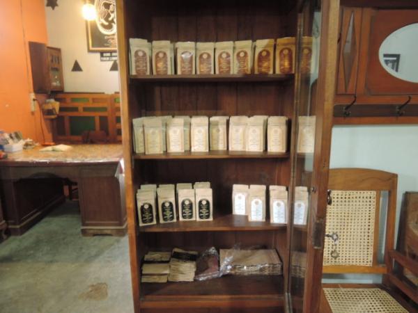 ジャコウネコの糞からとれる！？インドネシアの幻の最高級コーヒー