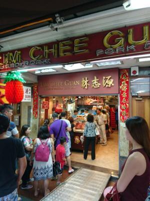 爆発的な長蛇の列を覚悟！シンガポールの中華風ビーフジャーキー人気店