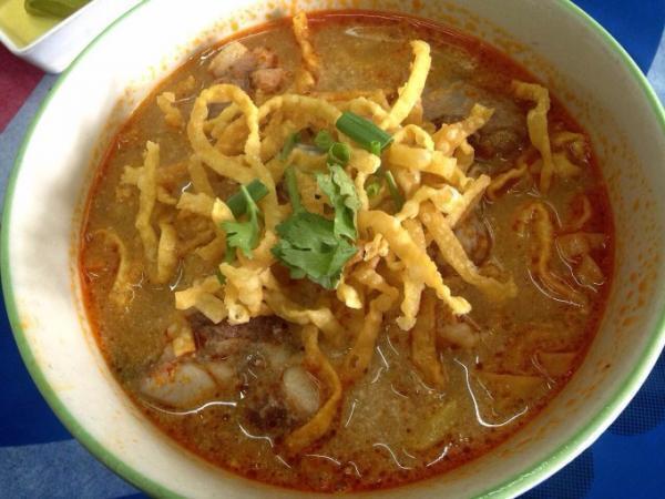 バンコクでカオソーイを食べるならここ！「カオソーイ・チェンマイ」