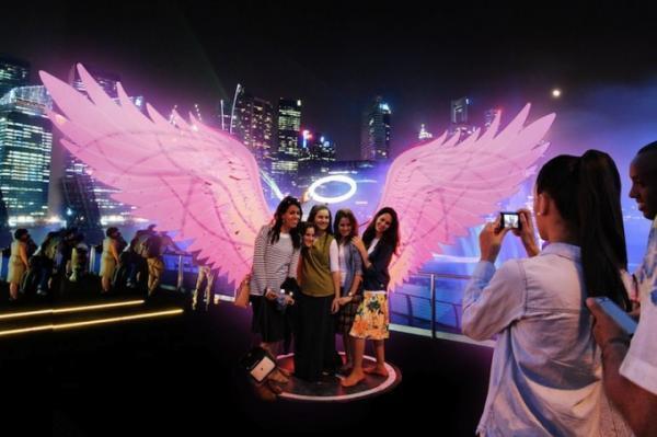 シンガポールの夜を彩る光の祭典「i Light Marina Bay」