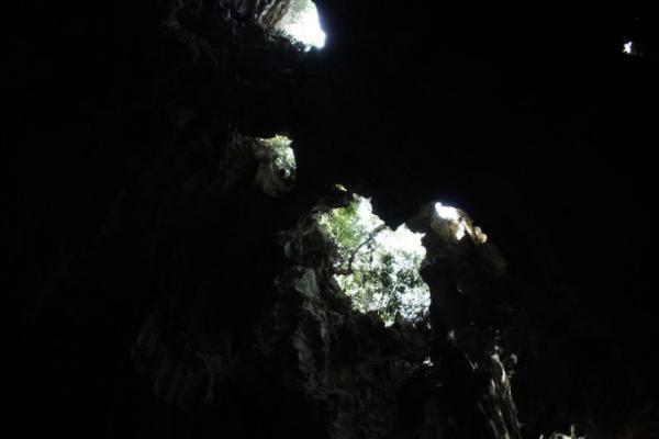 ダナンの聖地！大理石の山「五行山（マーブル・マウンテン）」