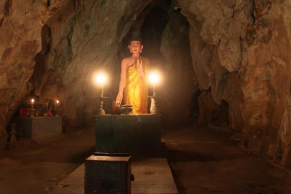 ダナンの聖地！大理石の山「五行山（マーブル・マウンテン）」