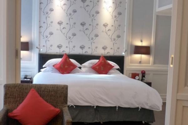 ラグジュアリーホテルに秘められた ベトナム戦争時代の爪痕を体験