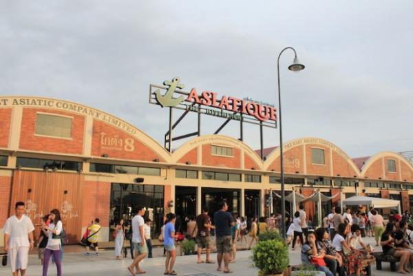 バンコクの大型ナイトマーケット「アジアティーク・ザ・リバーフロント」