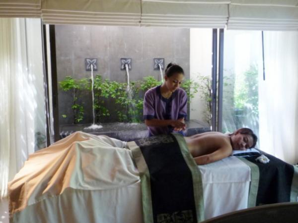 こだわりのスパで選ぶ、サムイ島の極上リゾート