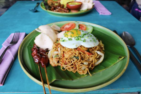 バリ島ジンバランのヴィンテージレストラン「Balique」