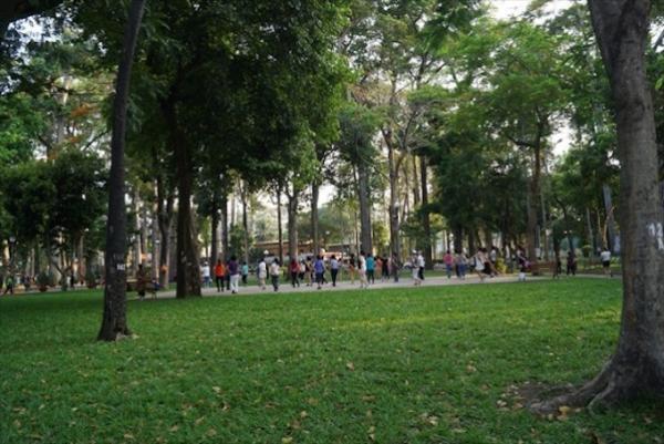 野外ジムでひと汗かいてフォー食べる！ベトナム式健康生活のススメ