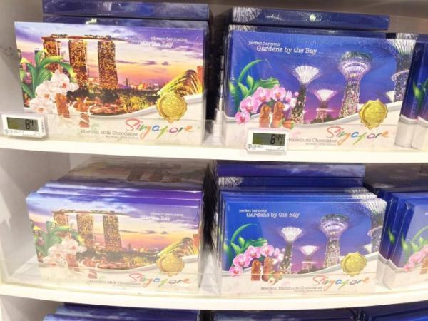 チャンギ空港のスーパーで買える！シンガポールご当地土産
