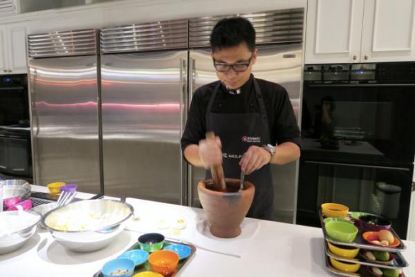 タイ版“料理の鉄人”のタイ料理教室「イッサヤー・クッキング・スタジオ」