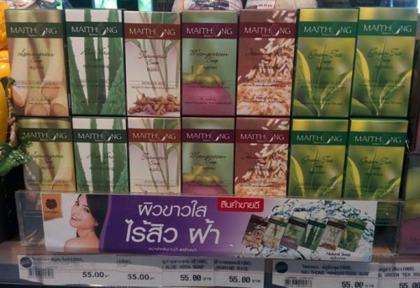 バンコクのお土産はデパートに入っている高級スーパーで探そう！