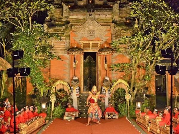 芸術の祭典「バリ・アート・フェスティバル」開催