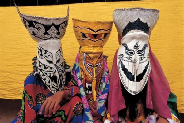 別名“お化け祭り”！？タイの奇祭「ピーターコン祭り」