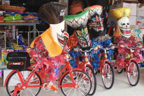 別名“お化け祭り”！？タイの奇祭「ピーターコン祭り」