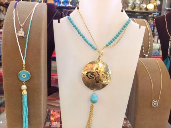 シンガポールのアラブストリートでエキゾチックなお土産を探そう