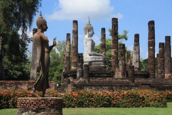 美しい仏像に会いに行こう！世界遺産スコータイでオススメの寺院