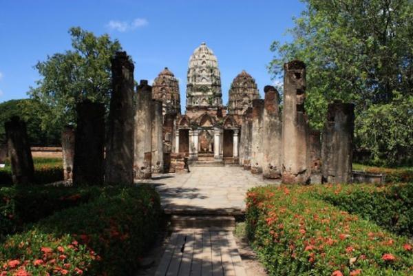 美しい仏像に会いに行こう！世界遺産スコータイでオススメの寺院