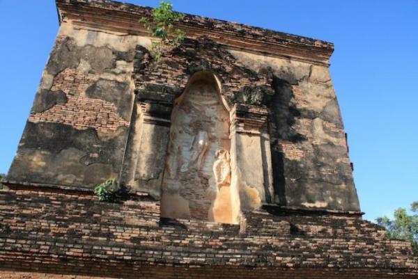 美しい仏像に会いに行こう！世界遺産スコータイでオススメの寺院