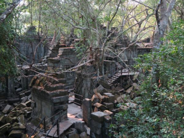 カンボジアでアンコールワットの次に行くべき場所は？