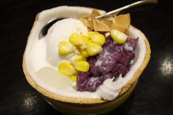 ホーチミンで食べたいココナッツ系ベトナムデザート3種