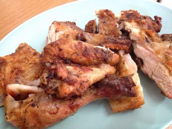 創業44年！バンコクでガイヤーンを食べるなら「ノムジット・ガイヤーン」