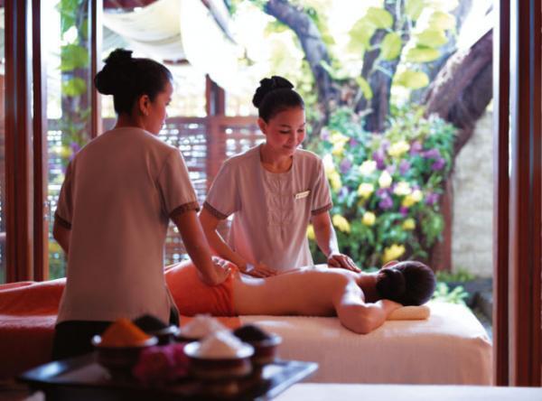 老舗の品格漂うリバーサイドホテル「シャングリ・ラ ホテル バンコク」