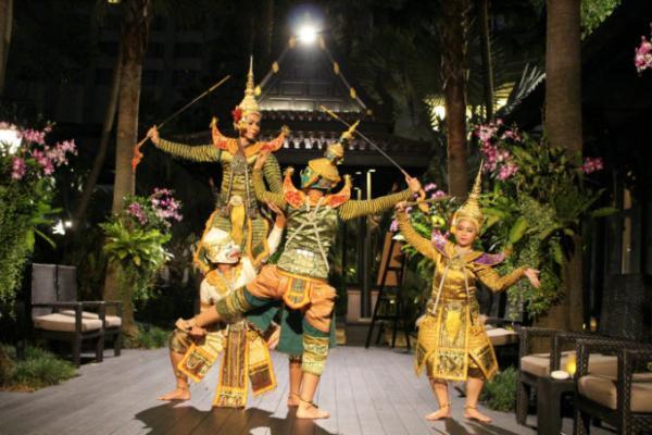 老舗の品格漂うリバーサイドホテル「シャングリ・ラ ホテル バンコク」