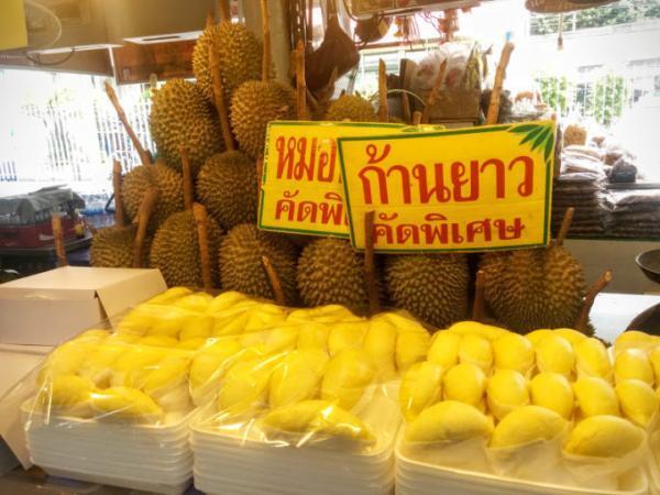 バンコクの高級市場！「オートーコー市場」を散策しよう