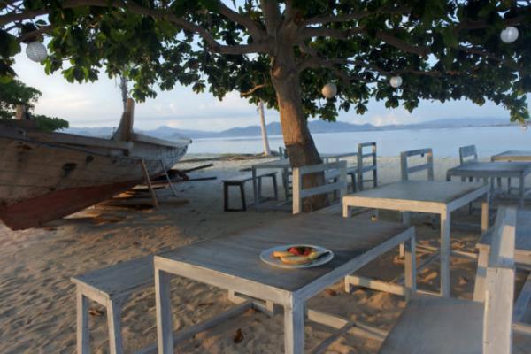 ドラゴンだけじゃない、コモドのピンクサンド＆絶景ビーチ！