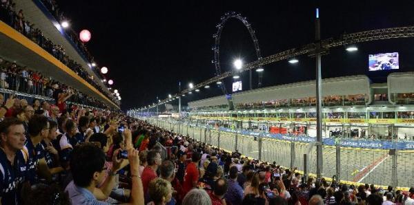 市街地ナイトレースに大興奮！F1シンガポールグランプリ