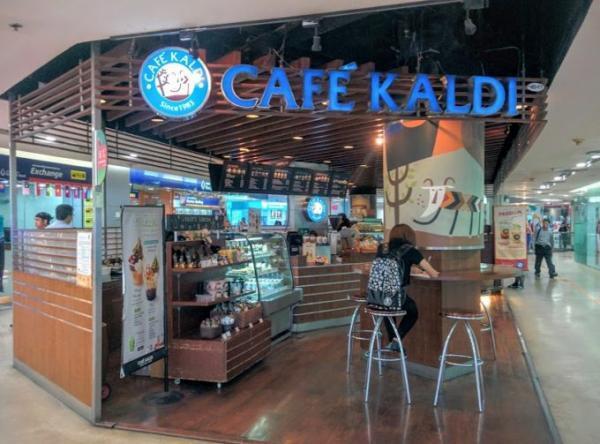 バンコクの巨大ショッピングセンターMBKでお買い物