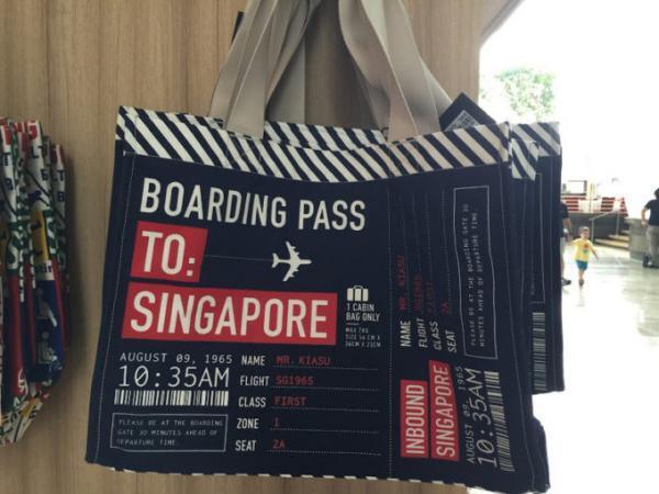 マリーナベイ サンズ限定のお土産ショップへ行こう!