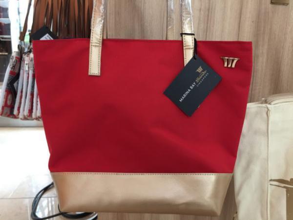 マリーナベイ サンズ限定のお土産ショップへ行こう!