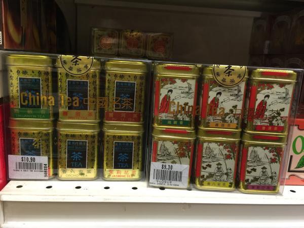 シンガポールで24時間営業のムスタファセンターでお土産探し