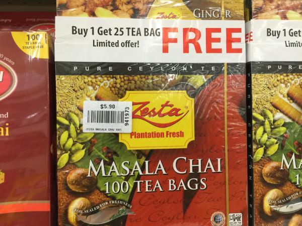 シンガポールで24時間営業のムスタファセンターでお土産探し