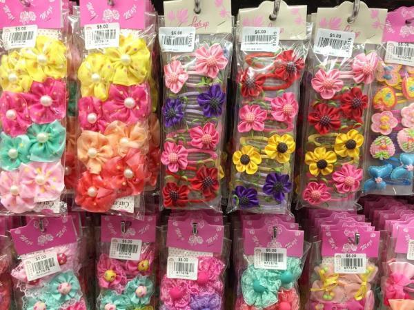 シンガポールで24時間営業のムスタファセンターでお土産探し