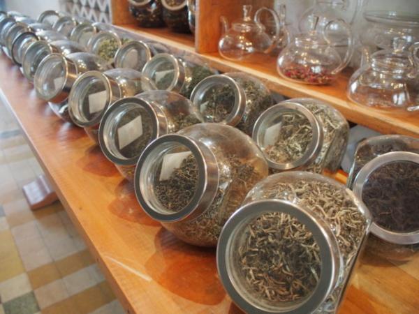 ホーチミンでベトナム茶の飲めるおすすめカフェ3店