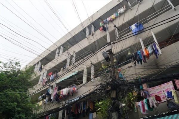 まるで箱庭？チュンクー（団地）で眺めるベトナムローカルの暮らし