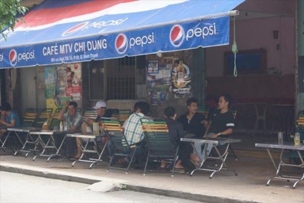 まるで箱庭？チュンクー（団地）で眺めるベトナムローカルの暮らし