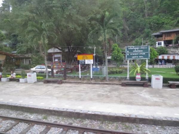 まもなく終焉？タイで活躍する日本のブルートレイン