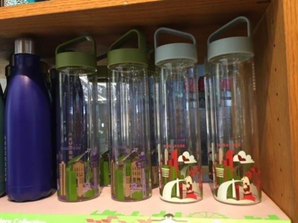 シンガポールのスターバックスで今だけの限定グッズを手に入れよう！