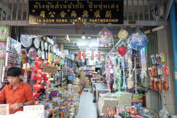 バンコクのプチプラ土産はサンペーン市場で探そう！