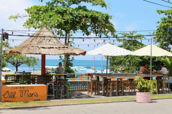 バリでのんびりサーフィンをするなら「オールドマンズ・ポイント」へ