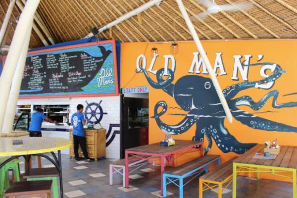 バリでのんびりサーフィンをするなら「オールドマンズ・ポイント」へ