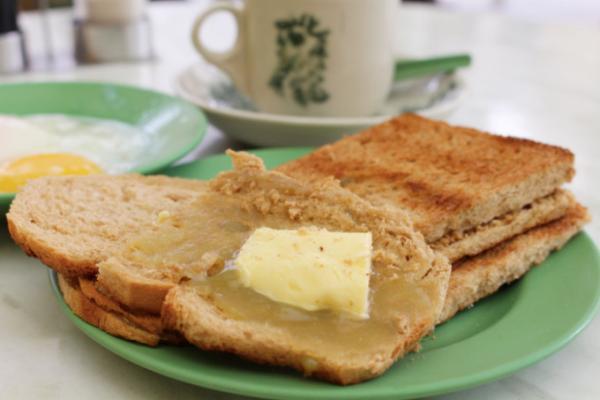 カヤトースト専門店「Ya Kun Kaya Toast」の種類豊富なトーストを一挙紹介