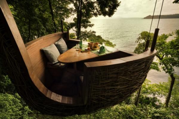 paul raeside - tree pod dining, soneva kiri