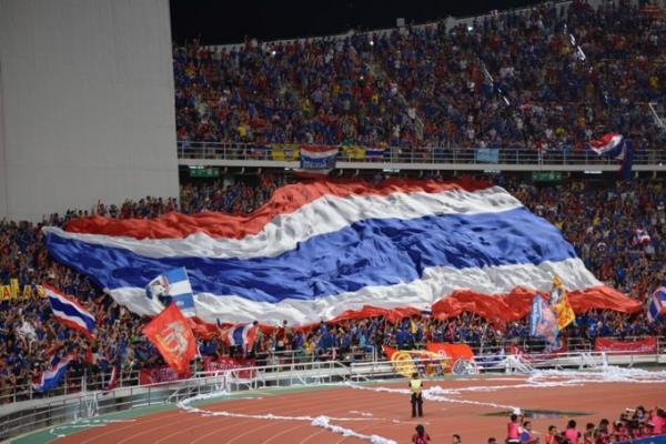 6万人が日本を迎え打つ　激突！日本VSタイ！W杯アジア最終予選