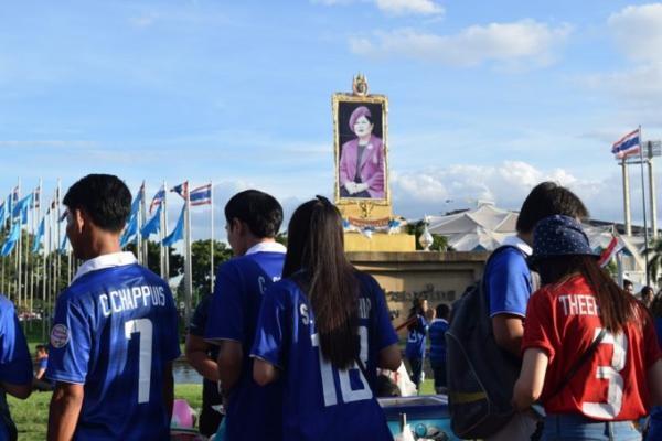 6万人が日本を迎え打つ　激突！日本VSタイ！W杯アジア最終予選
